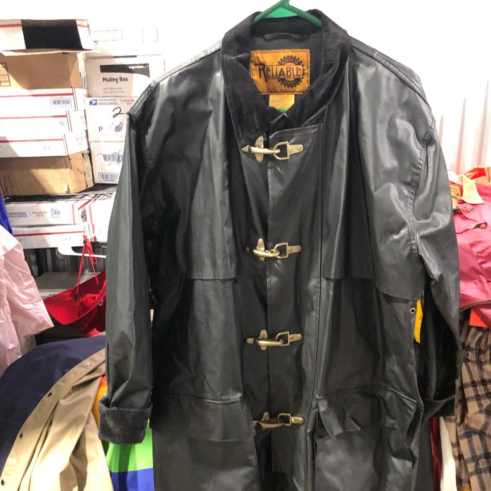 Reliable Outerwear Unisex Black Rain Coat Jacket